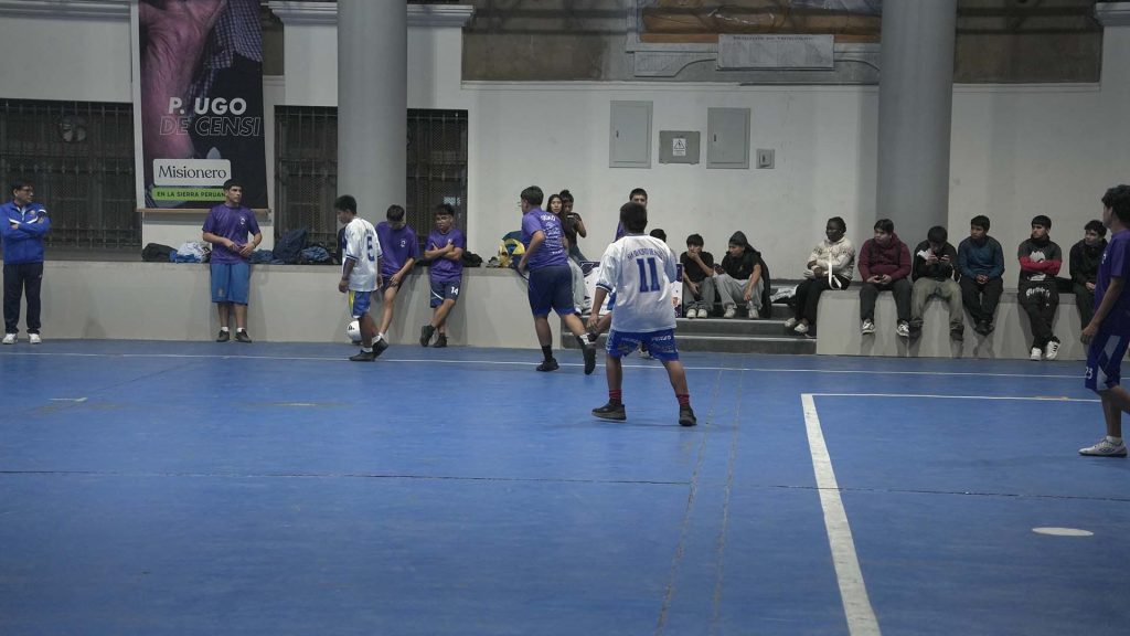 Fútbol de confraternización: 5.º de secundaria, CEBA y San Francisco de Sales