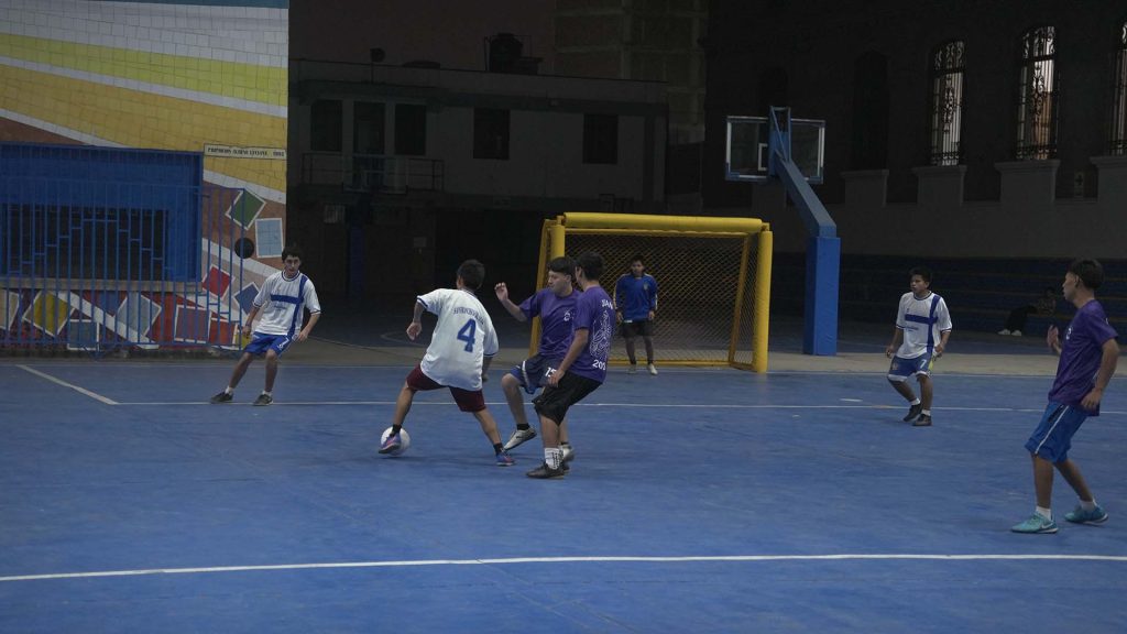 Fútbol de confraternización: 5.º de secundaria, CEBA y San Francisco de Sales
