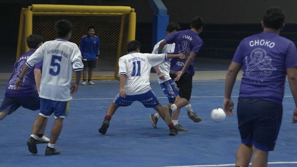 Fútbol de confraternización: 5.º de secundaria, CEBA y San Francisco de Sales