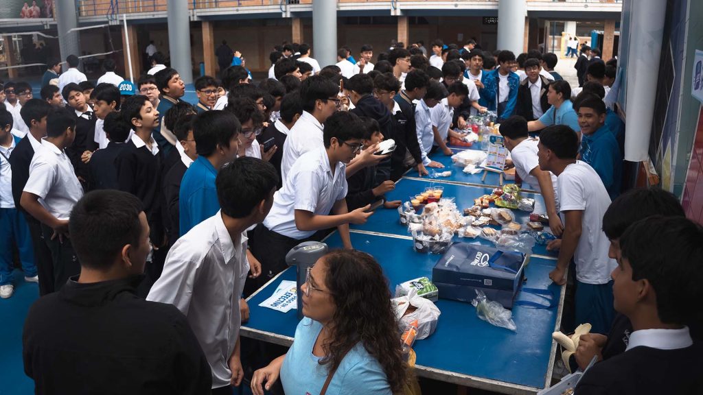Estudiantes de 3.º de secundaria del Colegio Salesiano San Francisco de Sales lideran jornada de solidaridad y compromiso misionero