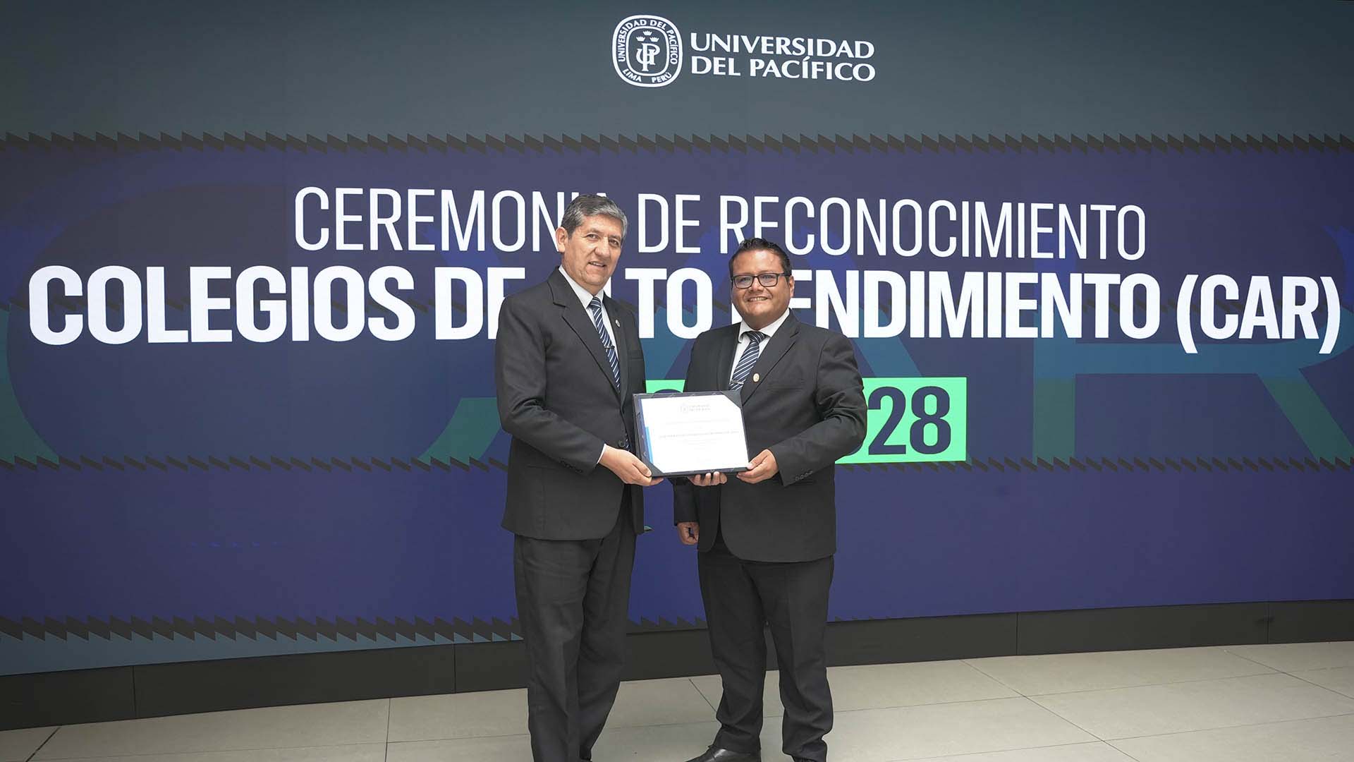 Excelencia académica reconocida: El Colegio Salesiano San Francisco de Sales es distinguido como Colegio de Alto Rendimiento por la Universidad del Pacífico.