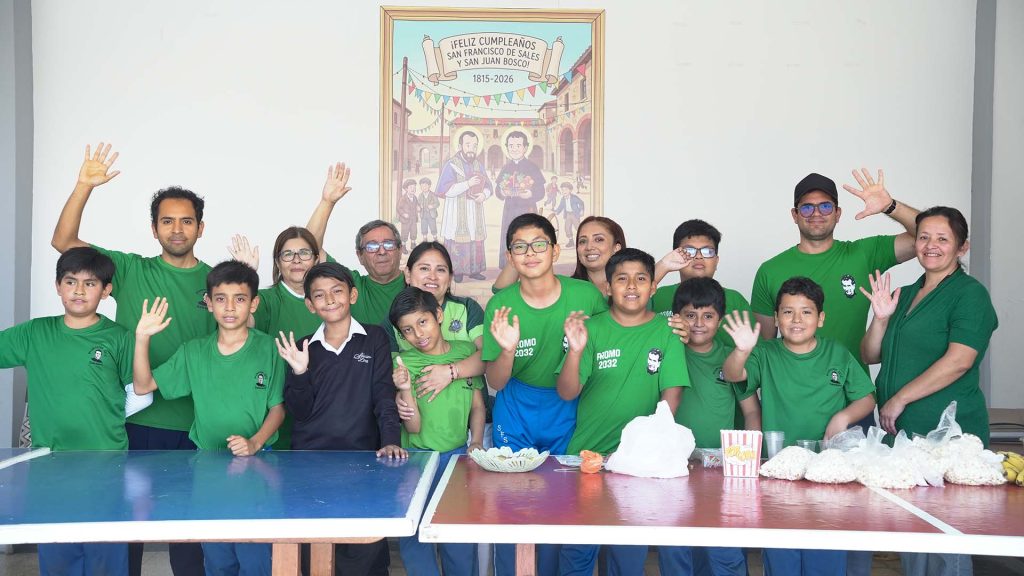 Estudiantes del Colegio Salesiano San Francisco de Sales promueven la solidaridad mediante una jornada misionera